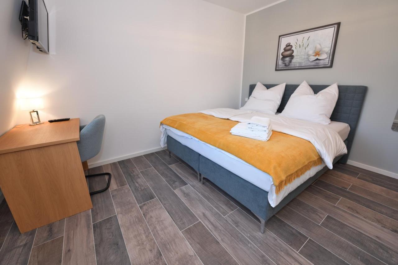 Apartamento Boardinghouse Am Welzbach Gau-Algesheim Exterior foto